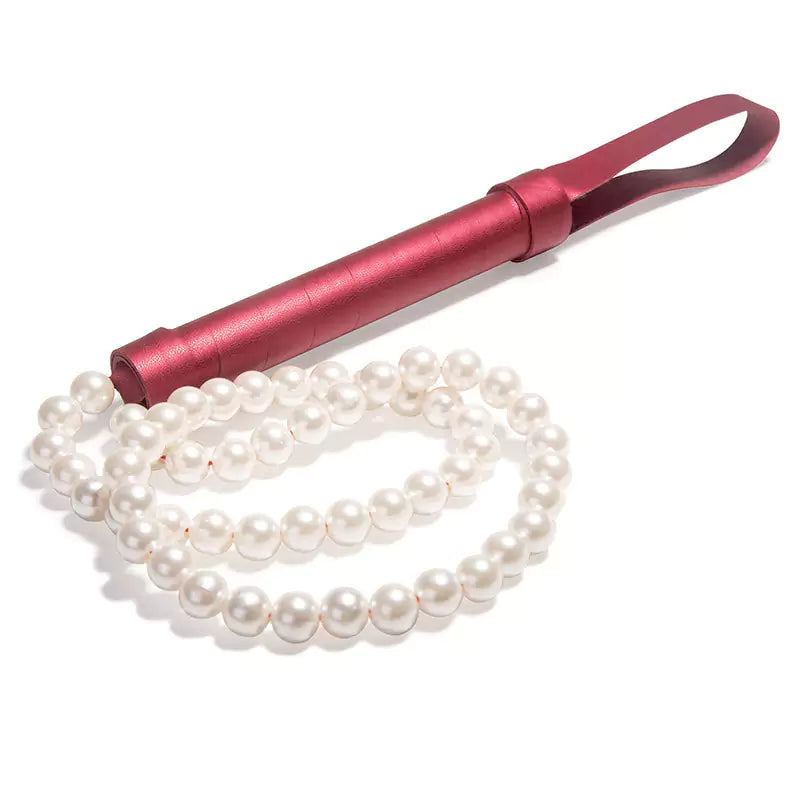 BDSM-Red-Leather-Pearl-Whip_2