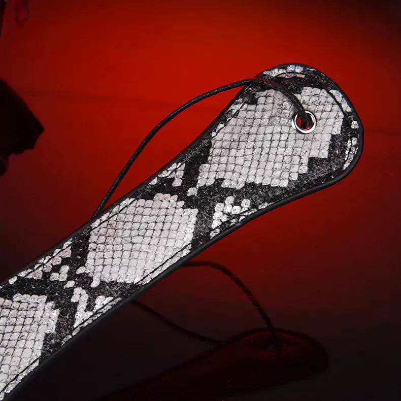 Dual-Color Snake Pattern Hand Spanker
