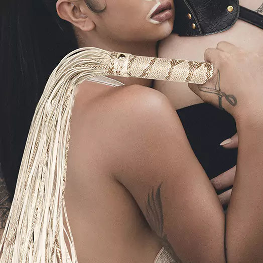 Python-Pattern Large Flogger